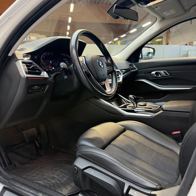 BMW 320 bild 9