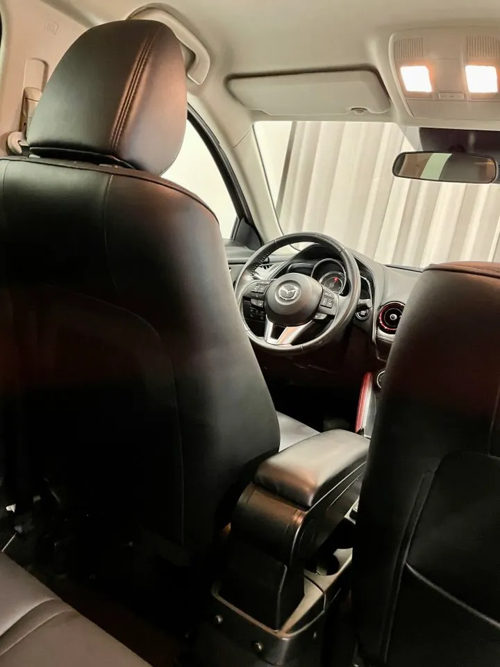 Vehicle image 21