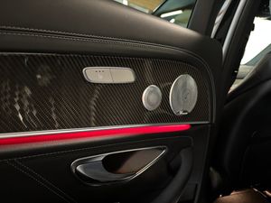 Mercedes E63 AMG bild 19