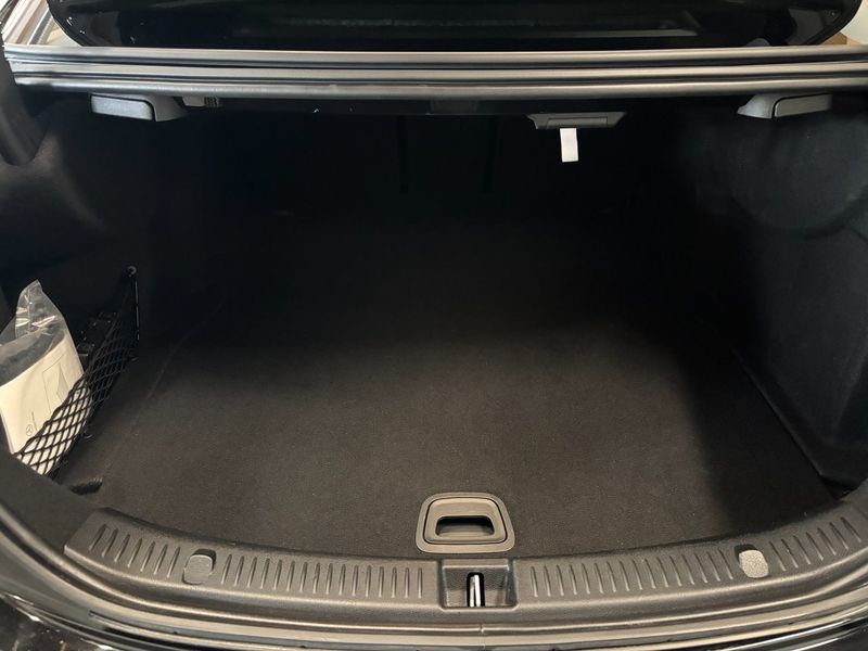 Mercedes E63 AMG bild 24