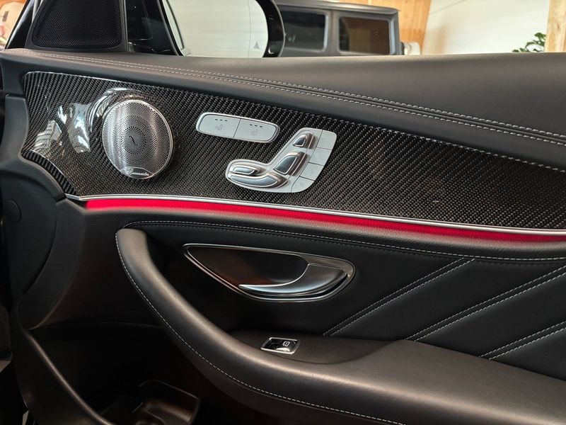 Mercedes E63 AMG bild 18