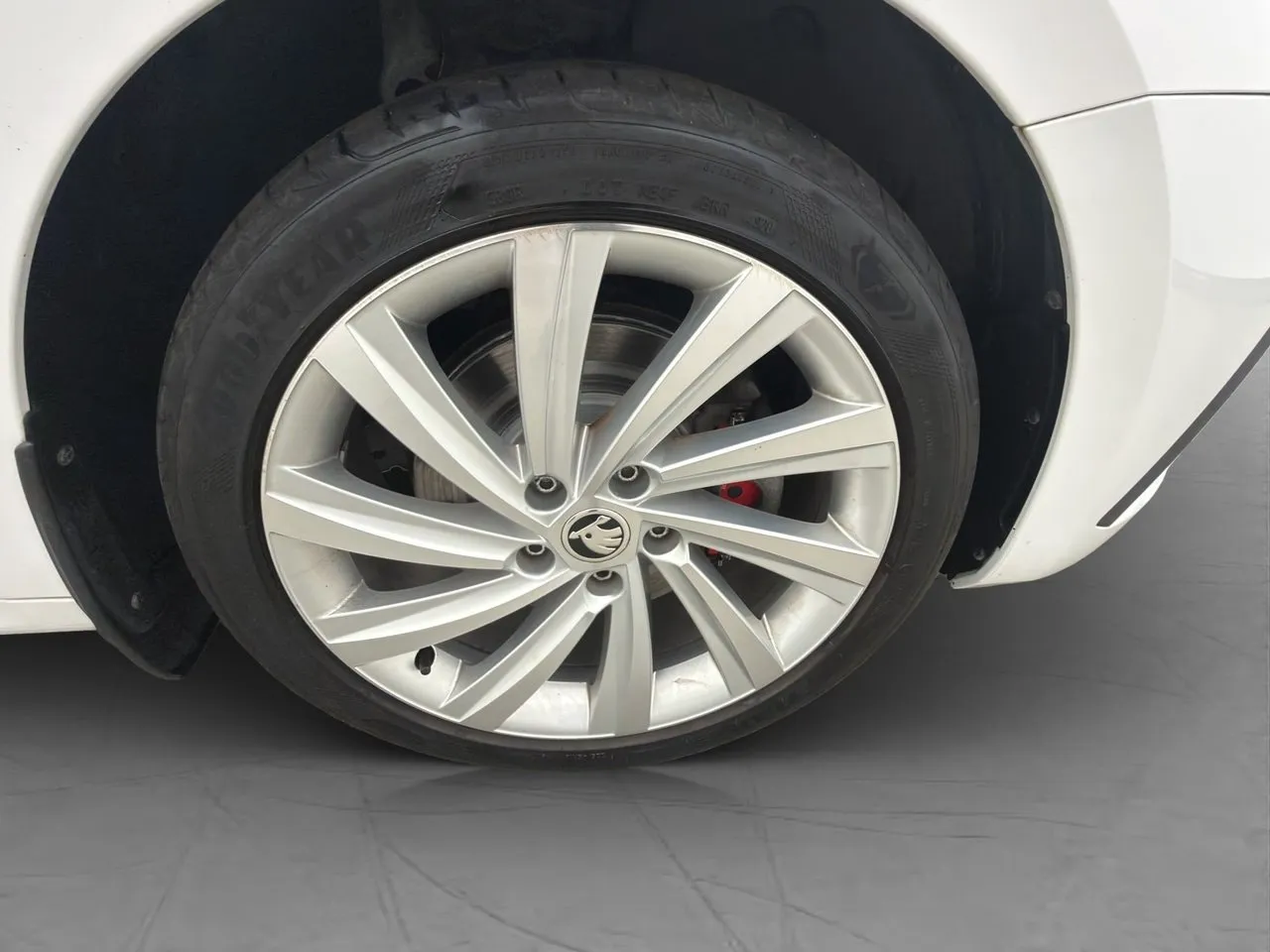 Vehicle image 31