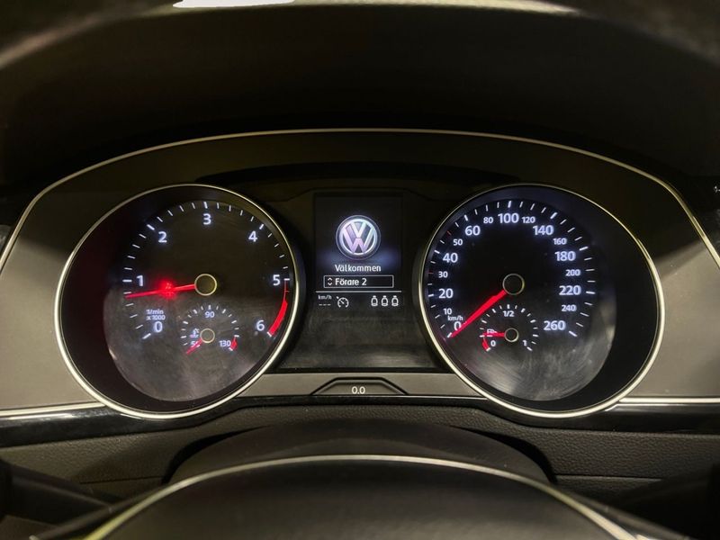 Volkswagen Passat bild 12