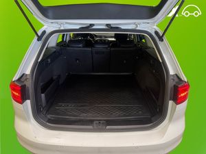 Volkswagen Passat bild 16