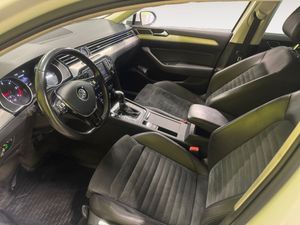 Volkswagen Passat bild 9