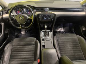 Volkswagen Passat bild 10