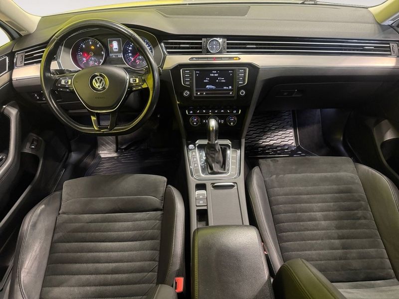 Volkswagen Passat bild 10