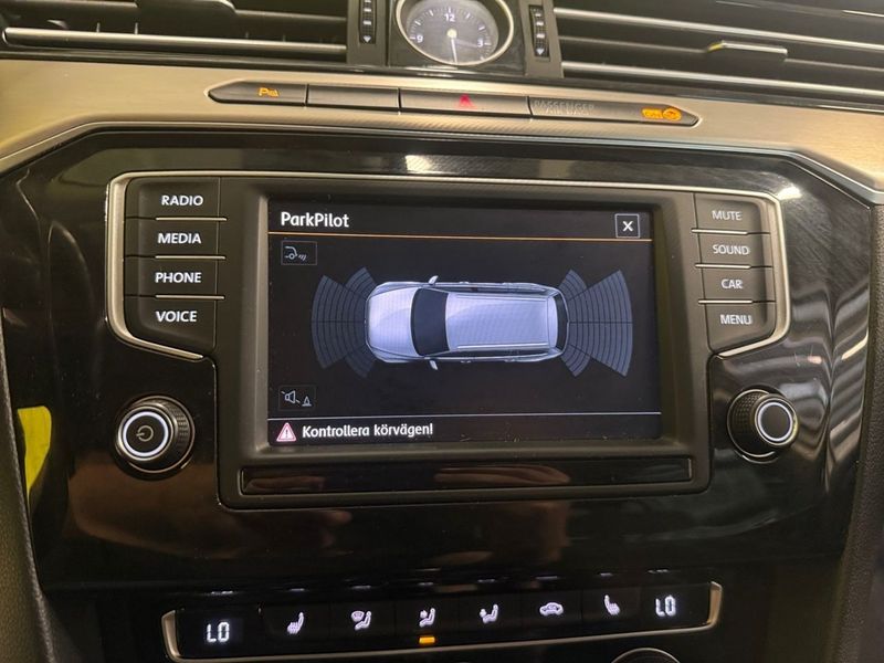 Volkswagen Passat bild 18