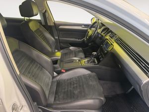 Volkswagen Passat bild 15