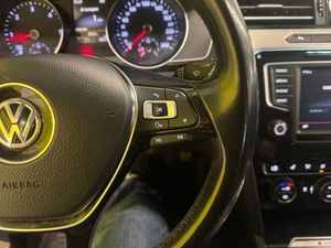 Volkswagen Passat bild 21