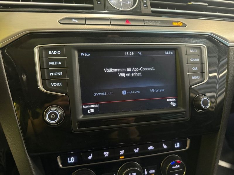 Volkswagen Passat bild 17