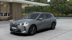 BMW iX bild 1