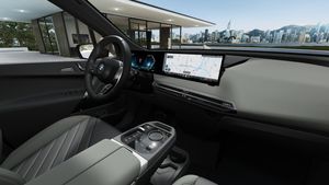BMW iX bild 13