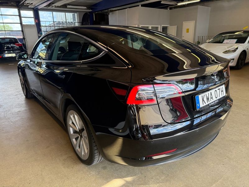 Tesla Model 3 bild 5