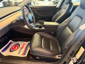 Tesla Model 3 bild 6