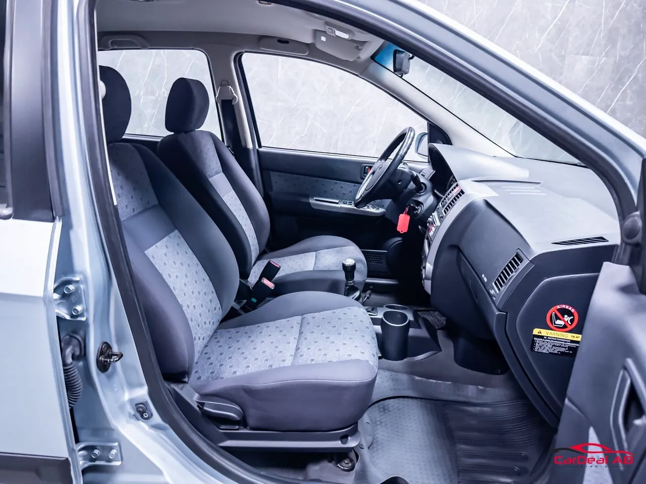Vehicle image 14