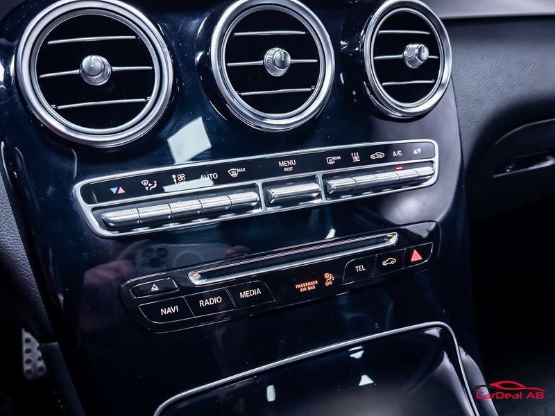 Mercedes GLC220 bild 26