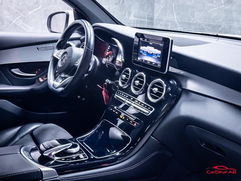 Mercedes GLC220 bild 13
