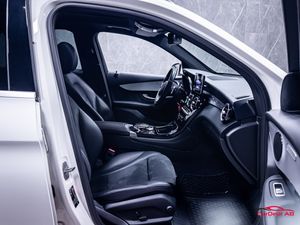 Mercedes GLC220 bild 15