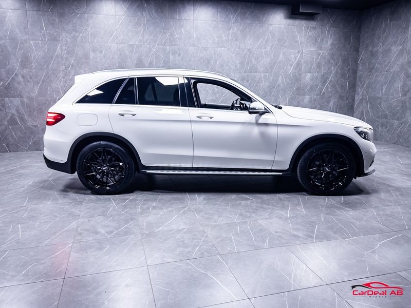 Mercedes GLC220 bild 8