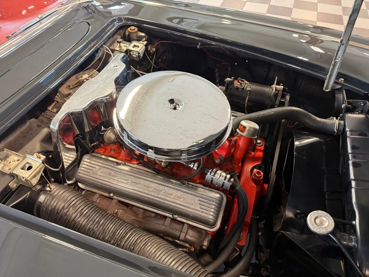 Vehicle image 32