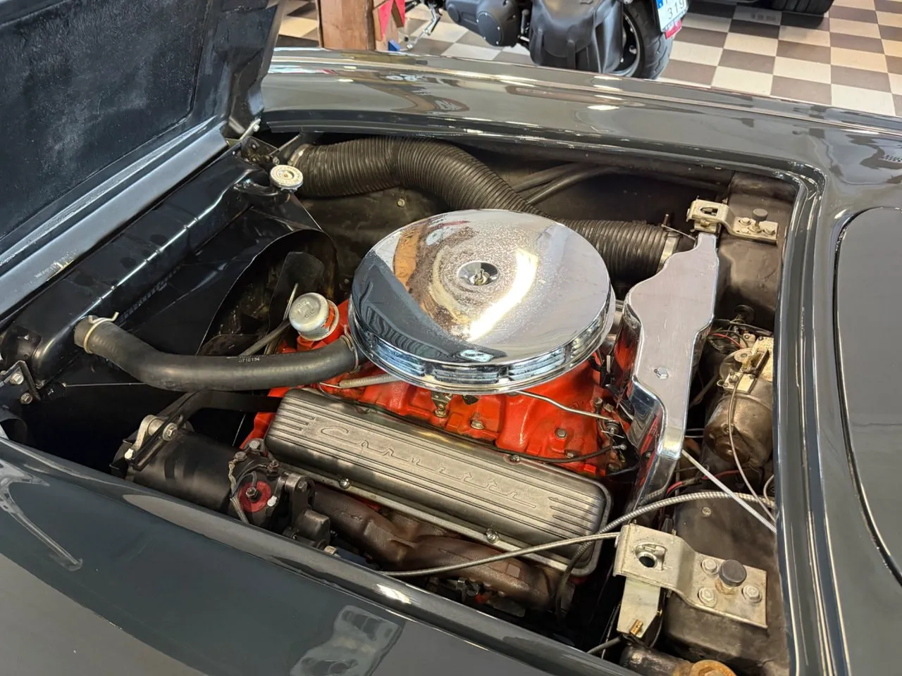 Vehicle image 30