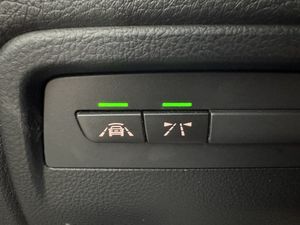 BMW 330 bild 17
