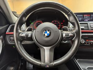 BMW 330 bild 12