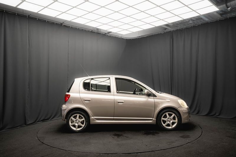 Toyota Yaris bild 5