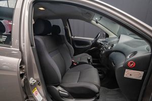 Toyota Yaris bild 15