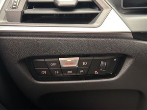 BMW i4 bild 14
