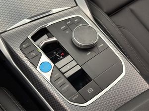 BMW i4 bild 26