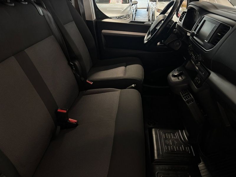 Peugeot Traveller bild 9