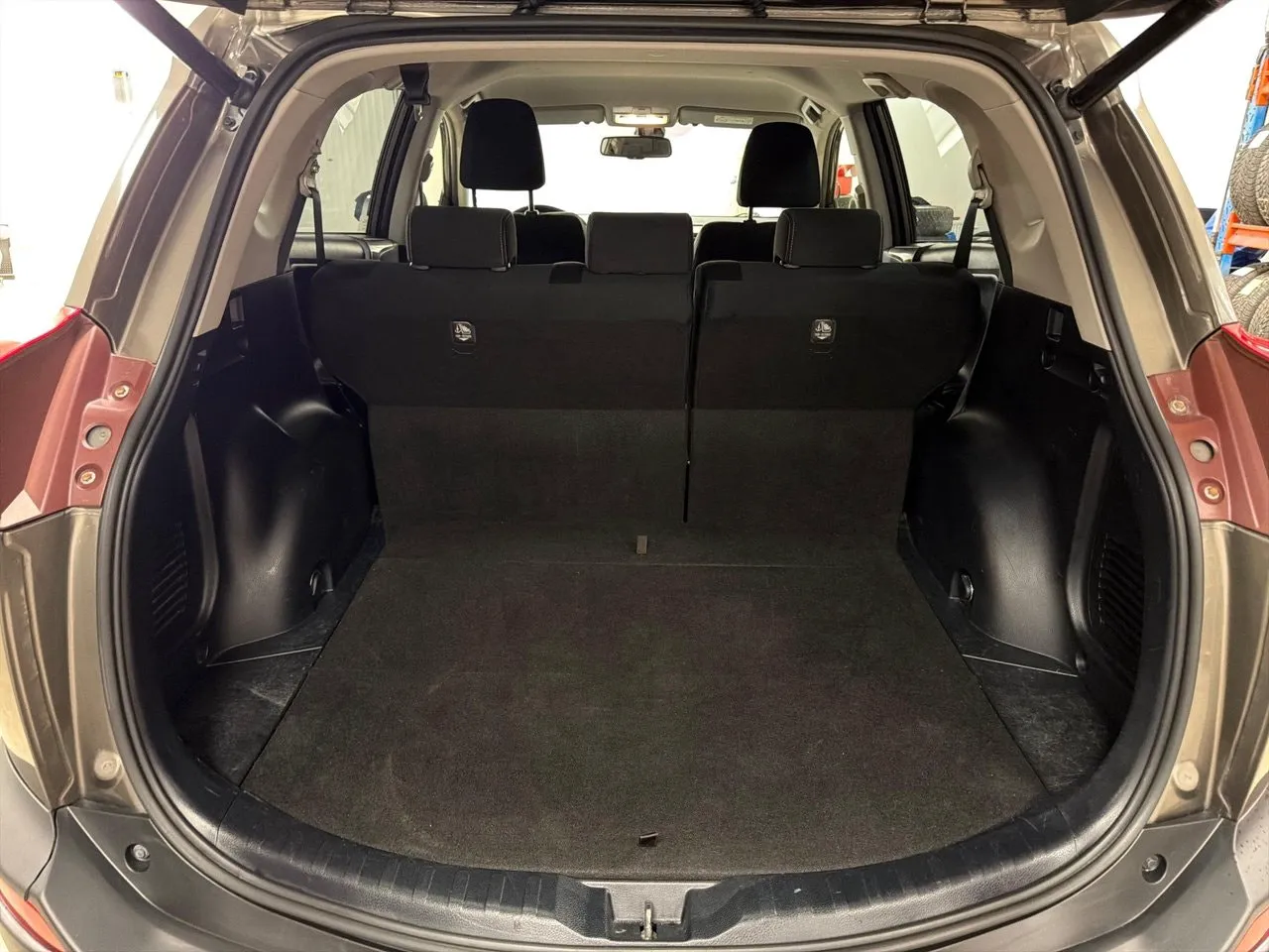 Vehicle image 31