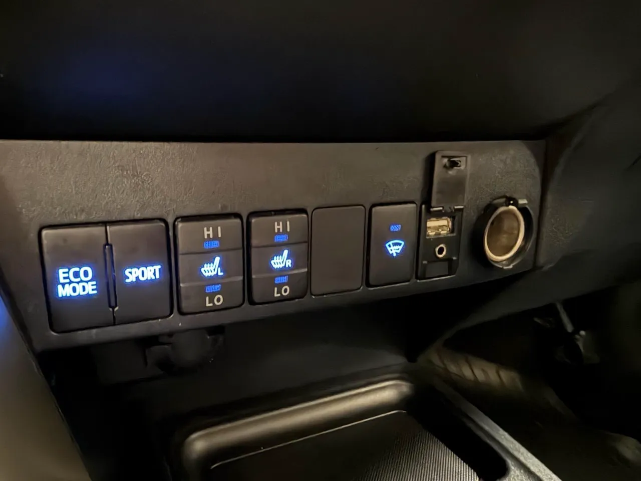 Vehicle image 20