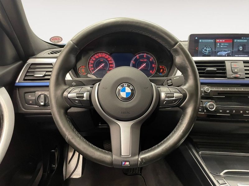 BMW 320 bild 13