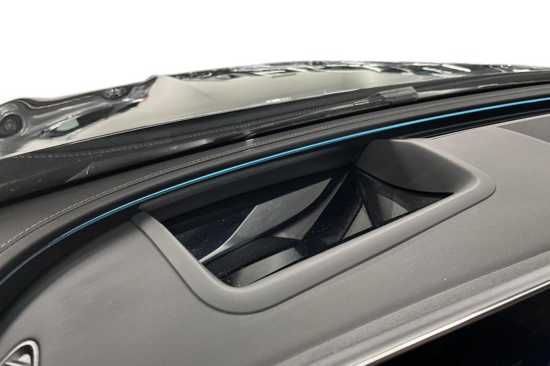 Mercedes E300 bild 17