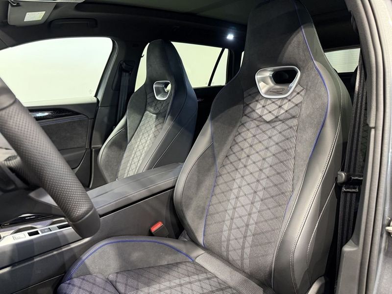 Volkswagen Passat bild 8