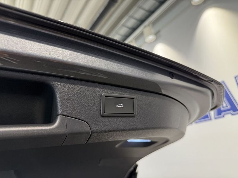 Volkswagen Passat bild 7