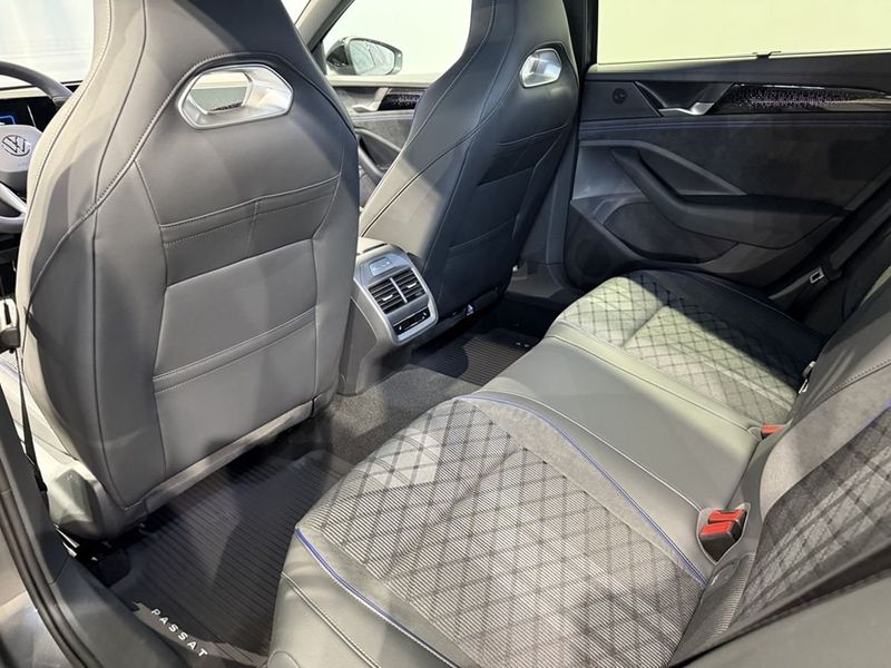 Volkswagen Passat bild 9