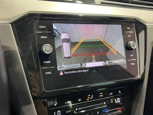 Volkswagen Passat bild 13