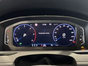 Volkswagen Passat bild 12