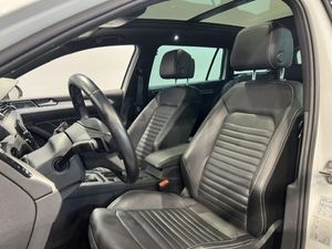 Volkswagen Passat bild 4
