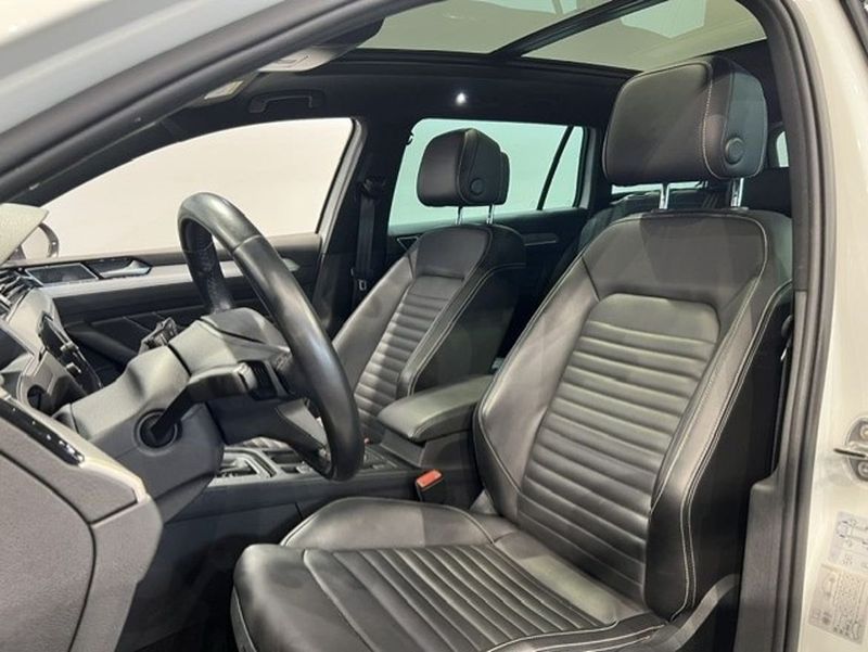 Volkswagen Passat bild 4