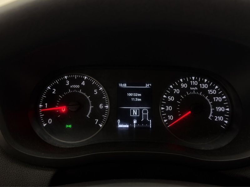 Nissan NV400 bild 19