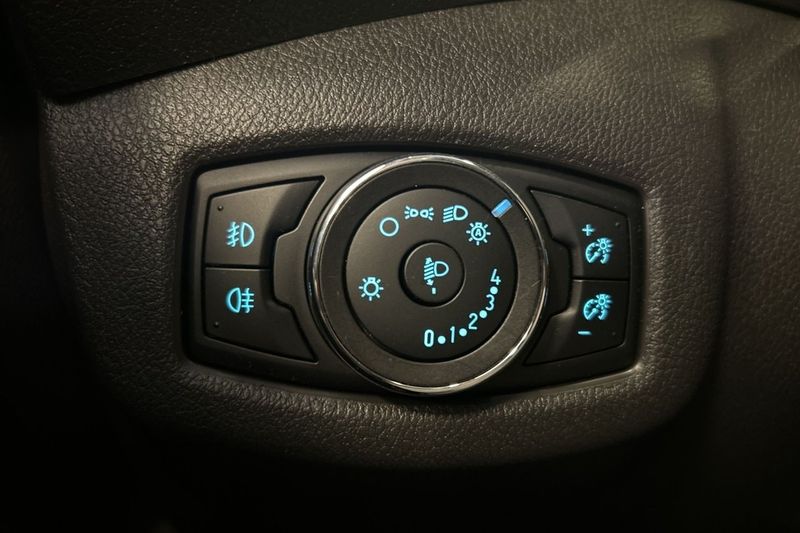 Ford Tourneo Connect bild 20
