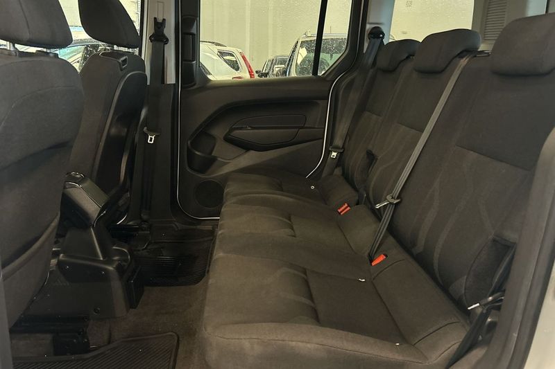 Ford Tourneo Connect bild 12