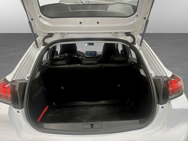 Peugeot 208 bild 14