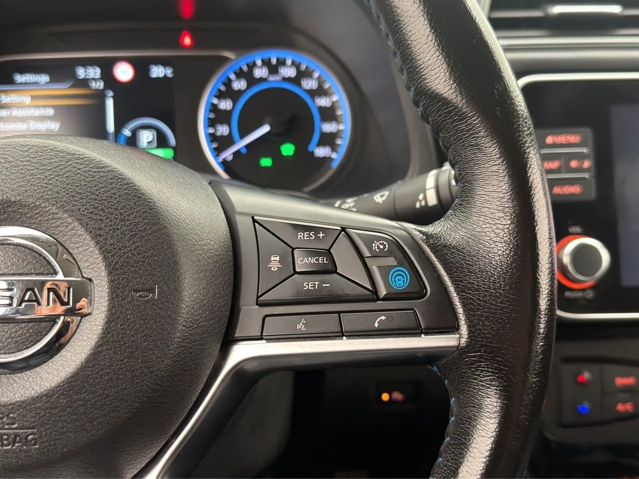 Vehicle image 25