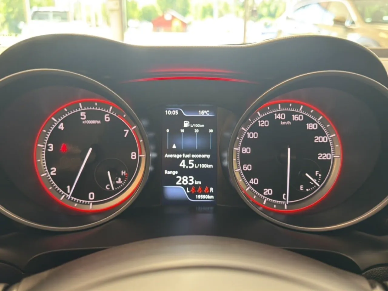 Vehicle image 14